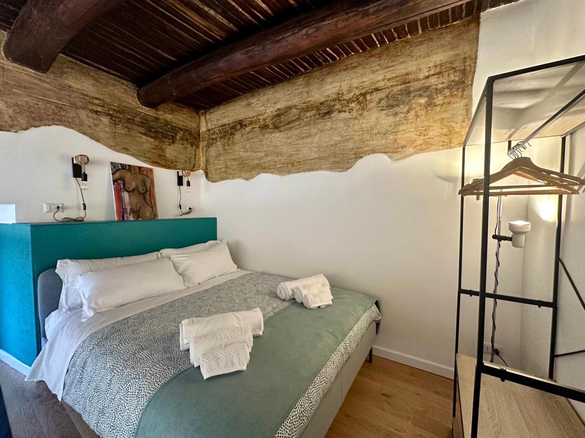 Santa Maria Maggiore Suite Napoli Eksteriør billede